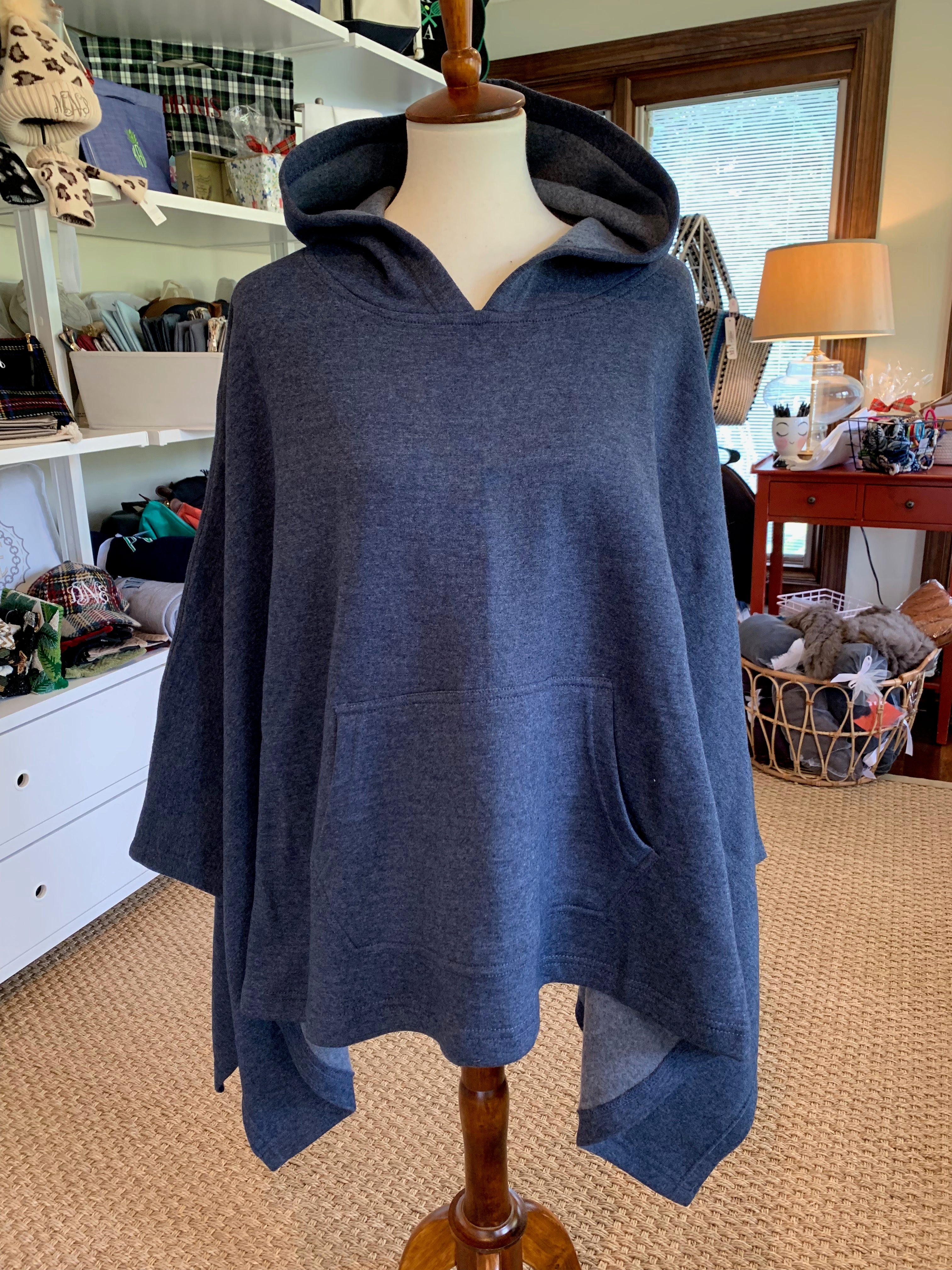 トップス CLANE PONCHO SWEAT TOPS Modern Kiwi Solid Off Shoulder Poncho Sweater Top Mauve One